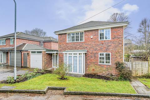 High Elms Close, Northwood, Middlesex 4 bed detached house for sale