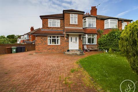 Chelwood Drive, Leeds 5 bed semi