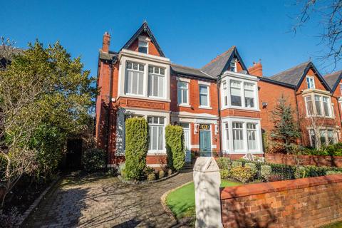 Riversleigh Avenue, Lytham, FY8 5 bed semi