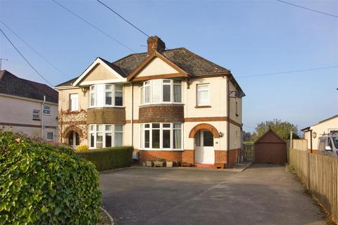 Filands, Malmesbury 3 bed semi