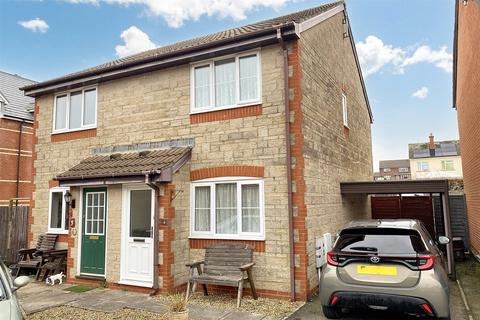 Willcocks Close, Wellington... 2 bed semi