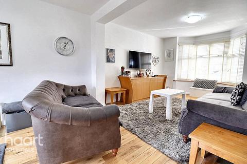 The Greenway, NW9 3 bed semi