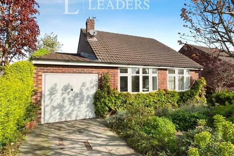 Cranborne Avenue, Warrington, Cheshire 3 bed bungalow for sale