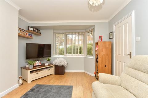 Vale Drive, Chatham, Kent 4 bed semi