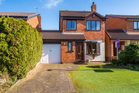 Ullswater Gardens, Kingswinford DY6 3 bed detached house for sale