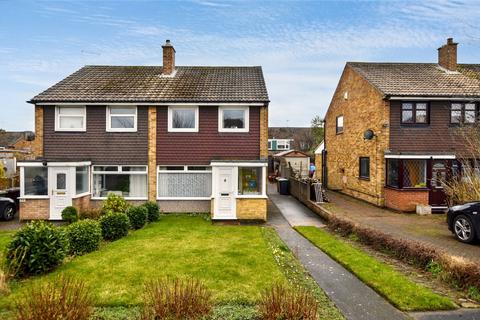 Holmsley Lane, Woodlesford, Leeds... 3 bed semi