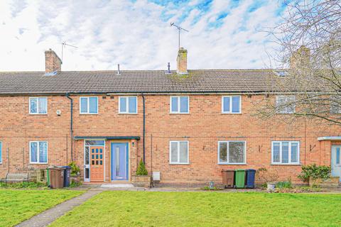 Peel Close, Hampton