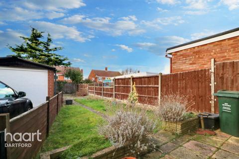 Lonsdale Crescent, Dartford 3 bed semi