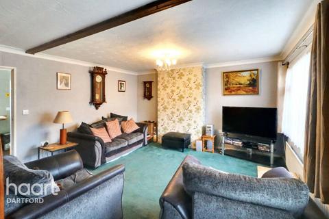 Lonsdale Crescent, Dartford 3 bed semi