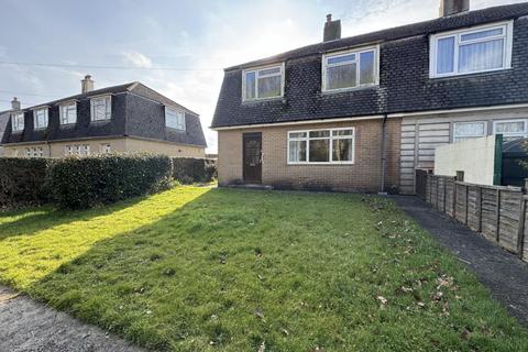 6 Church Road, Yeolmbridge... 3 bed semi