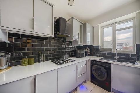 Weir Road, Balham, London, SW12 2 bed flat for sale
