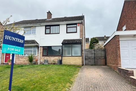Whitethorn Crescent, Streetly, Sutton... 3 bed semi