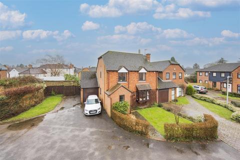 Kenward Court, Tonbridge TN11 4 bed link detached house for sale