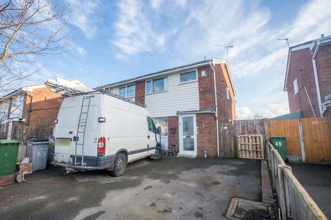 Amberley Avenue, Wirral CH46 3 bed semi