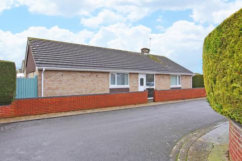 Pine Walk, Floral Way, Andover, SP10 3 bed detached bungalow for sale