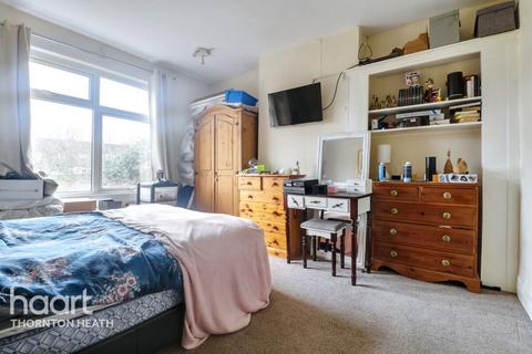 Nutfield Road, Thornton Heath 3 bed terraced house for sale