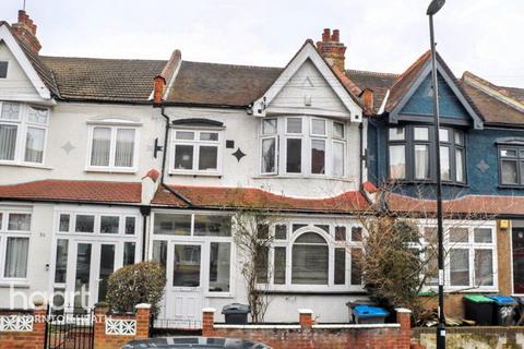 Nutfield Road, Thornton Heath 3 bed terraced house for sale
