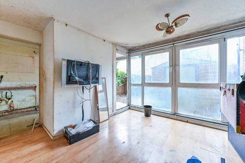 Malden Road, Kentish Town, London, NW5 1 bed flat for sale