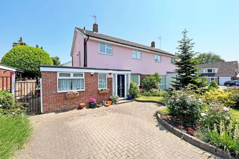 Franklins Road, Stevenage 3 bed semi