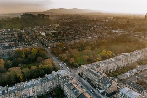 Howe Street, Edinburgh EH3 3 bed apartment for sale