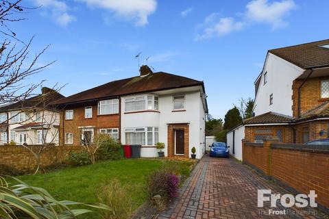 Langley Road, Langley, Berkshire, SL3 3 bed semi