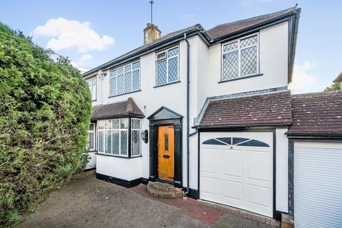 Thornton Crescent, Coulsdon CR5 4 bed semi