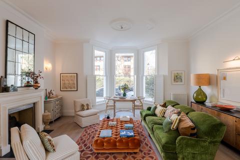 Netherton Grove, London, SW10 3 bed duplex for sale