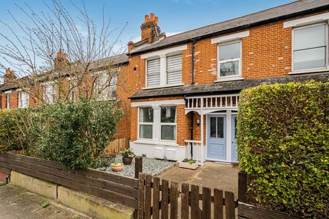 Martell Road, London, SE21 2 bed flat for sale
