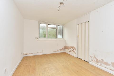 Fort Pitt Street, Chatham, Kent 1 bed ground floor flat for sale