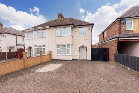 Mildenhall Road, Slough 3 bed semi