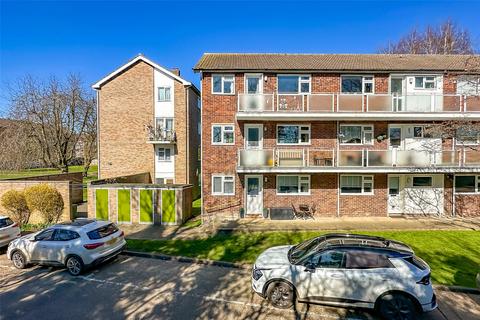 The Ridgeway, St. Albans... 2 bed apartment for sale