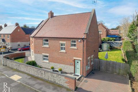 Manor Drive, Worthington 3 bed semi