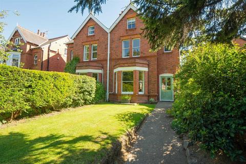 99 The Mount, Shrewsbury, SY3 8PH 5 bed semi
