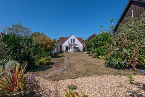 Copse Lane, Freshwater 3 bed detached bungalow for sale
