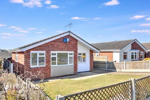 Kesgrave Drive, Oulton Broad 3 bed detached bungalow for sale