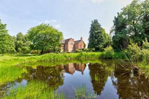 Cruckmeole, Hanwood, Shrewsbury 6 bed country house for sale
