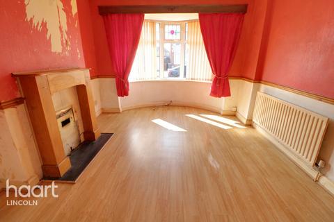 Western Crescent, Lincoln 2 bed detached bungalow for sale