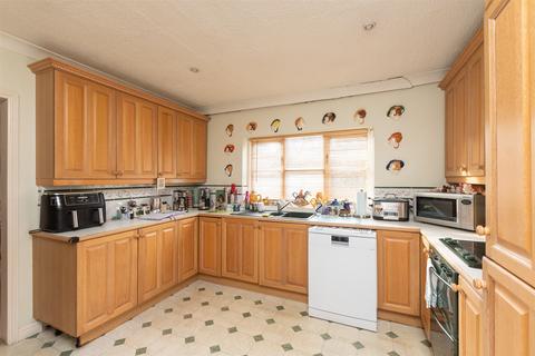 Nightingale Lane, Ide Hill... 3 bed detached bungalow for sale