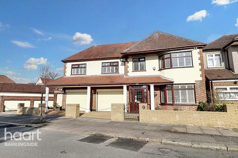 Chadacre Avenue, Clayhall 4 bed detached house for sale
