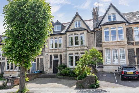 Linden Road, Bristol BS6 6 bed terraced house for sale