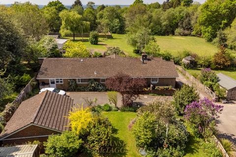 Selsfield Road, East Grinstead RH19 4 bed detached house for sale