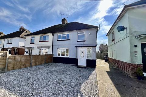 Old Road, East Peckham 3 bed semi