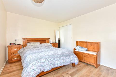 Hollands Avenue, Folkestone, Kent 3 bed end of terrace house for sale