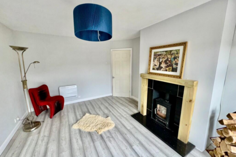 44A Windermere Road, Wolverhampton... 2 bed flat for sale