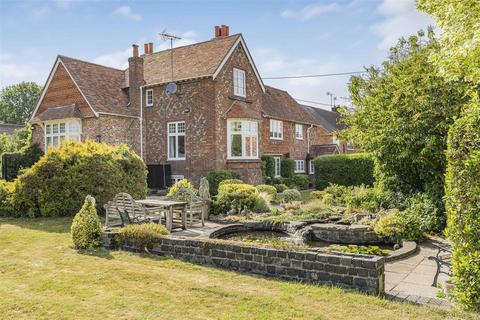 Upperton, Brightwell Baldwin, Watlington 5 bed detached house for sale