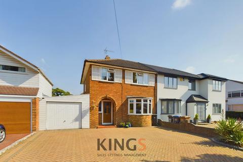 Peplins Way, Hatfield AL9 3 bed semi