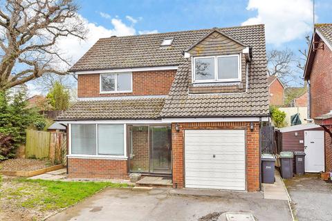 Cornbrook Grove, Waterlooville... 4 bed detached house for sale