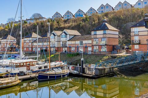 Plas Glen Rosa, Penarth CF64 2 bed house for sale