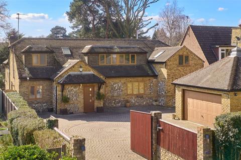 Barkham Ride, Wokingham RG40 5 bed detached house for sale