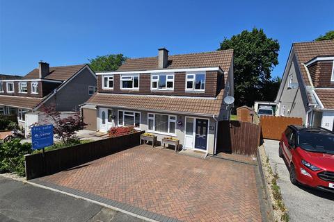 Hawthorn Road, Tavistock 3 bed semi